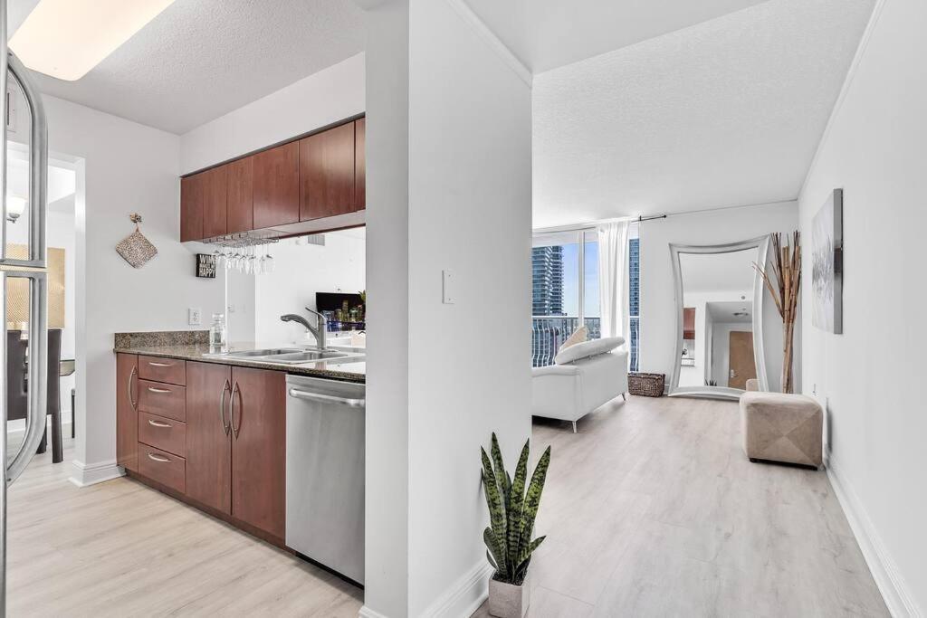 Modern 2/2 With Beautiful Ocean And Brickell Views Lejlighed Miami Eksteriør billede